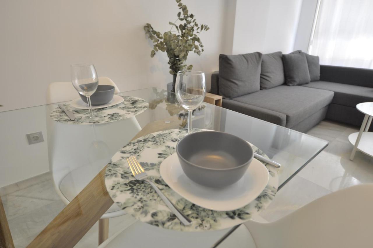 Luminoso Y Coqueto Apartamento Con Jardin Málaga Exteriör bild