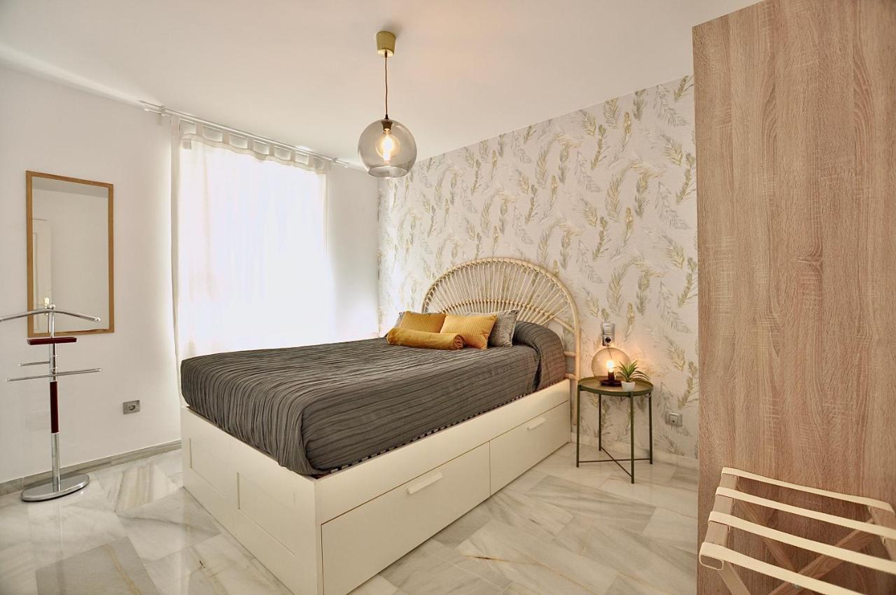 Luminoso Y Coqueto Apartamento Con Jardin Málaga Exteriör bild
